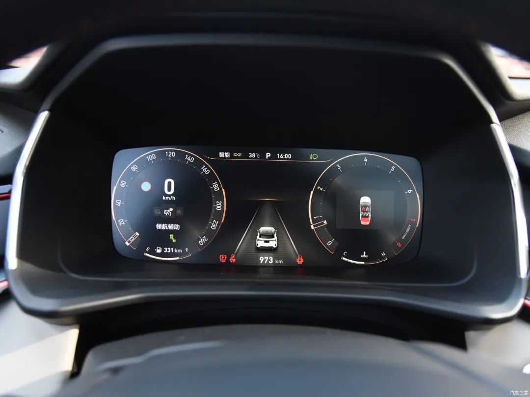 领克06三缸豪华版,领克06remix版1.5t