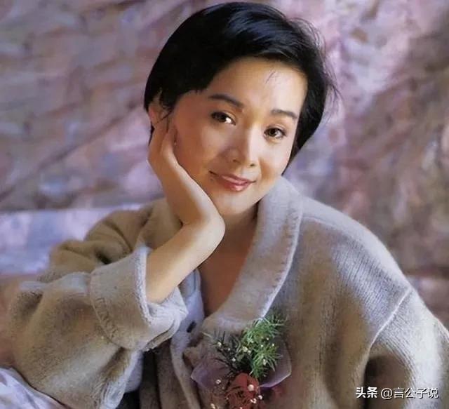 7位天生“眼窝深”的女星，深邃迷人和疲惫显老，差距一目了然