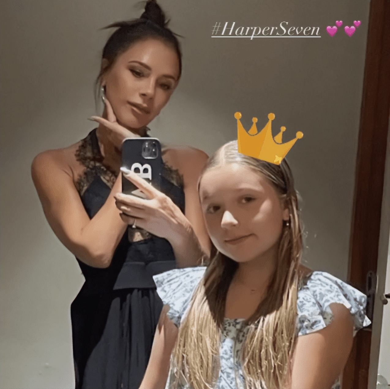 贝克汉姆小七抱女儿,贝克汉姆小七为哥哥庆生