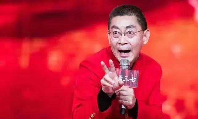 六小龄童晒照庆结婚30周年,六小龄童庆祝结婚34周年