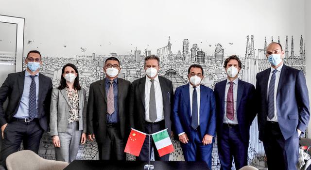 曲美美克,欧派家居与曲美家居比较