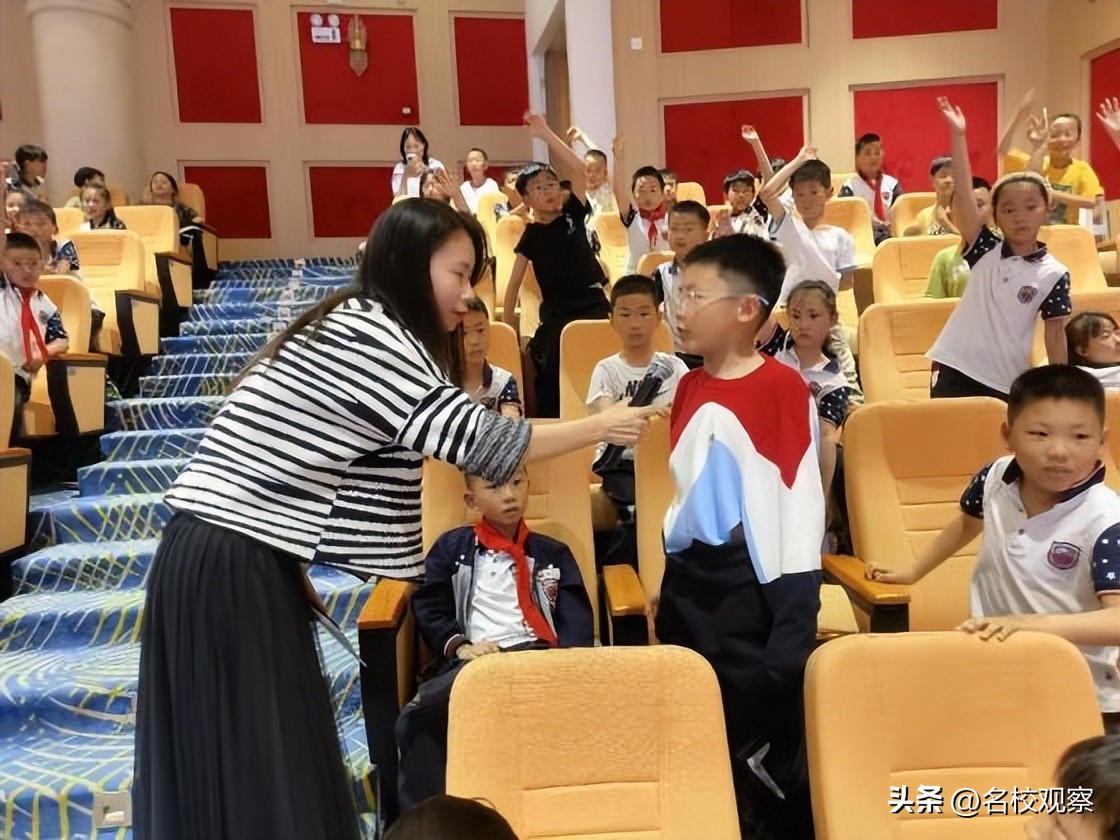 蔚蓝做苍穹，鱼儿变繁星！新川学子，走进浩海立方，探秘无限海洋