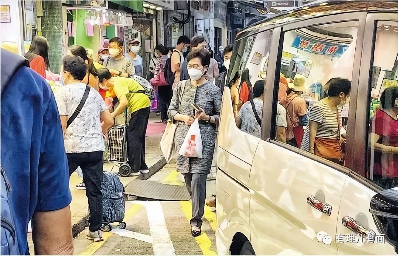 卸任后，林郑月娥如常上街买菜