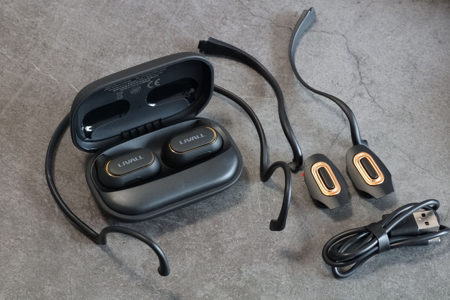 最新款索尼头戴式耳机,索尼头戴式耳机2023新品发布