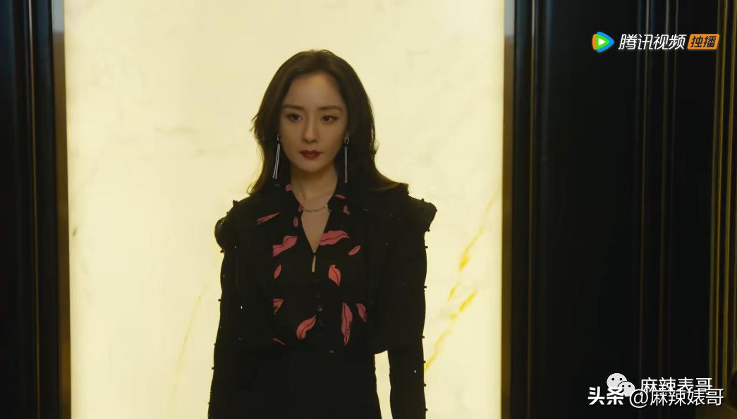 杨幂新剧状态对比,杨幂新剧没有滤镜老态