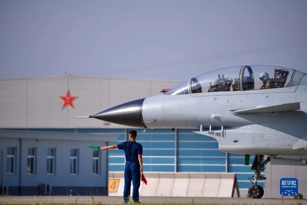 新时代改革强军的伟大实践——*党**中央和习主席领导指挥深化国防和*队军**改革综述