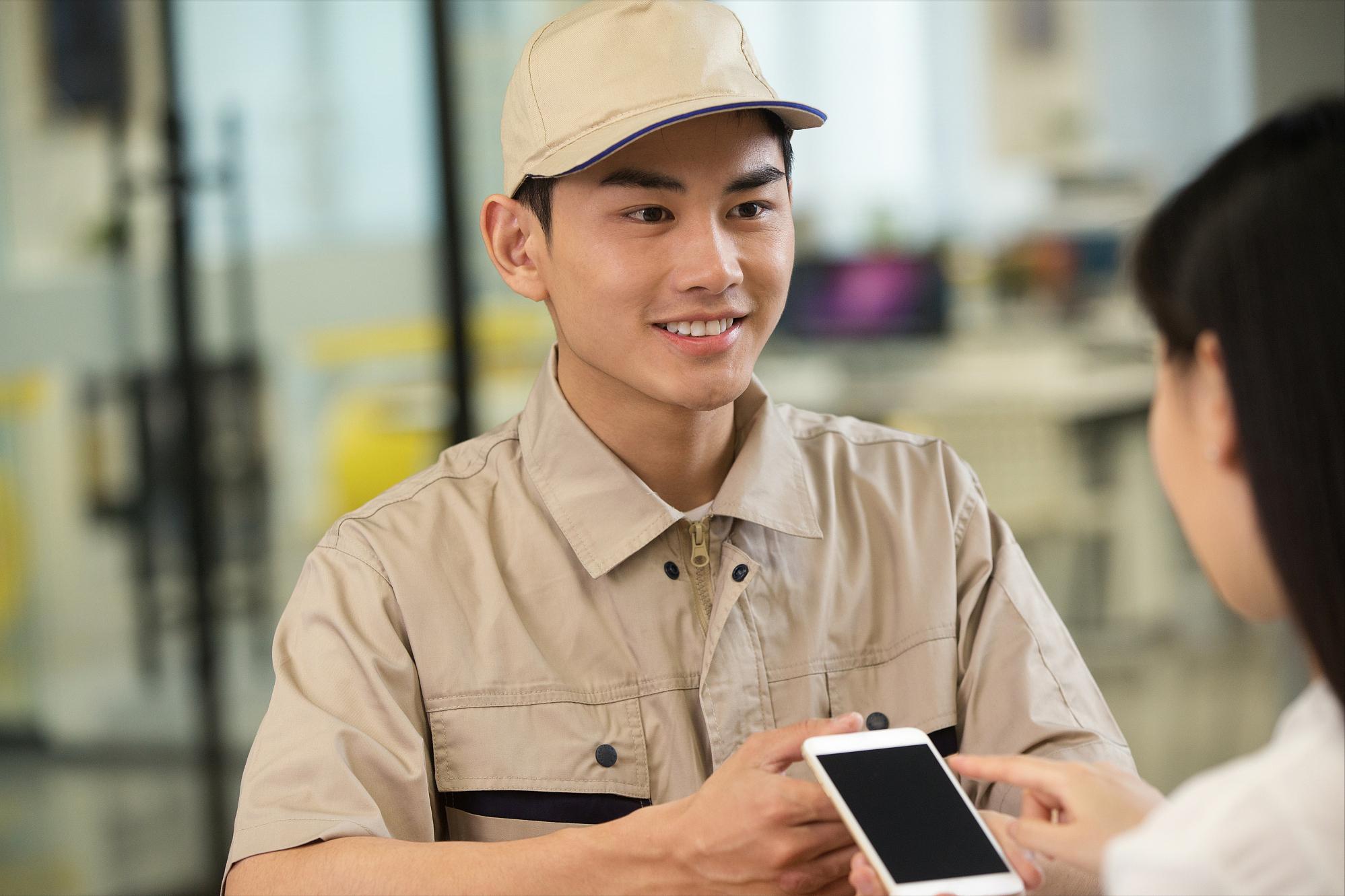 消费领手机是什么套路,消费100以上领手机有什么猫腻