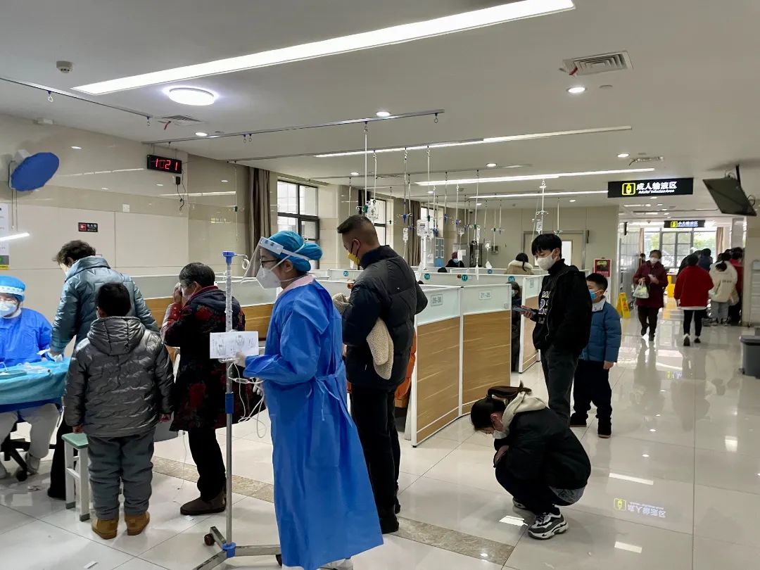 感谢抗疫各个志愿者辛苦付出句子,医者仁心感谢医护工作者一路坚持