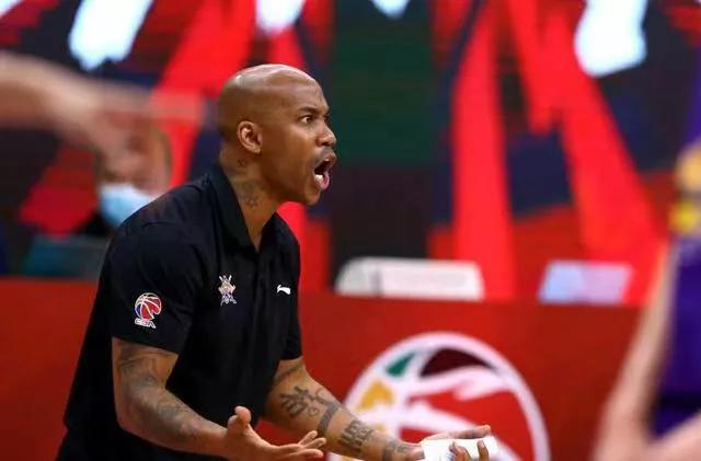 cba漫画人物,cba12号球衣的代表人物