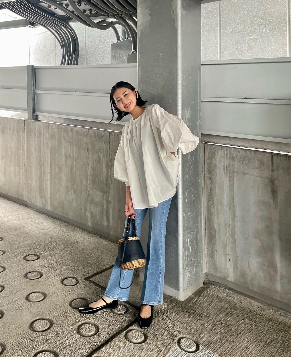 辣妈清爽的穿搭气质优雅美丽迷人,慵懒风妈妈装穿搭