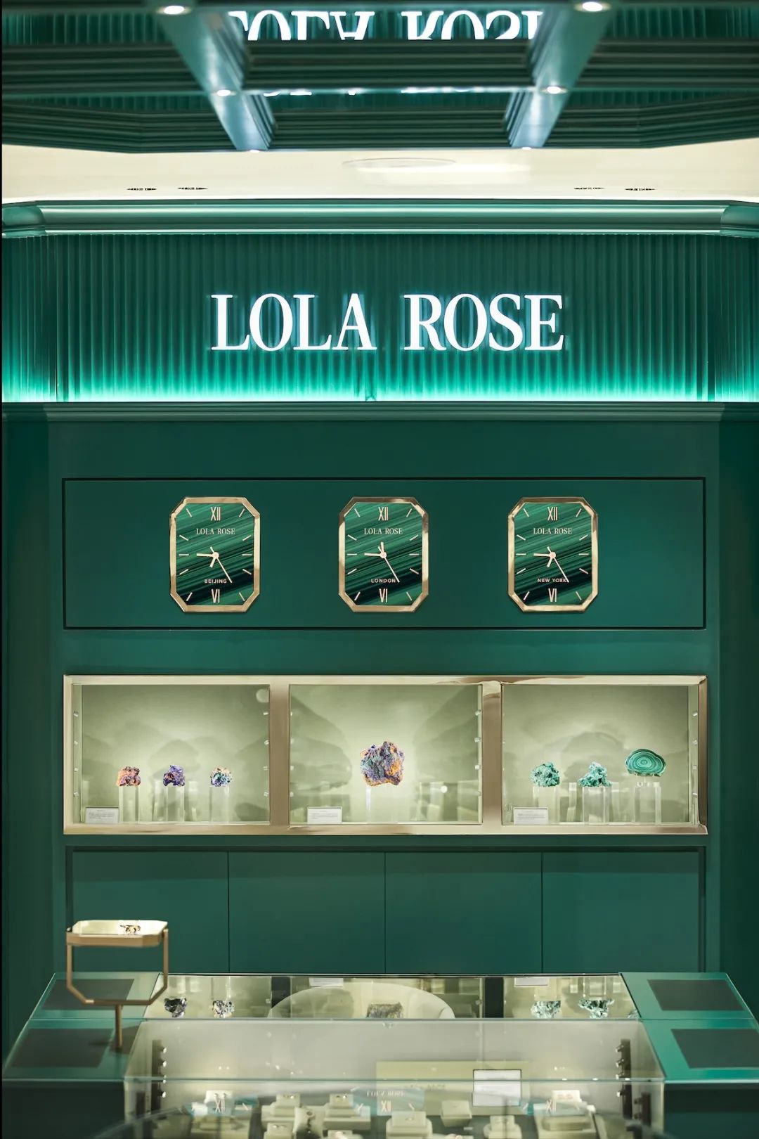 lolarose小绿表,英国进口lolarose欧美腕表