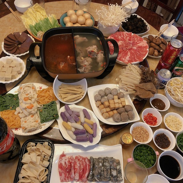 郑州蟹鲍甲火锅店,郑州百年老妈火锅店