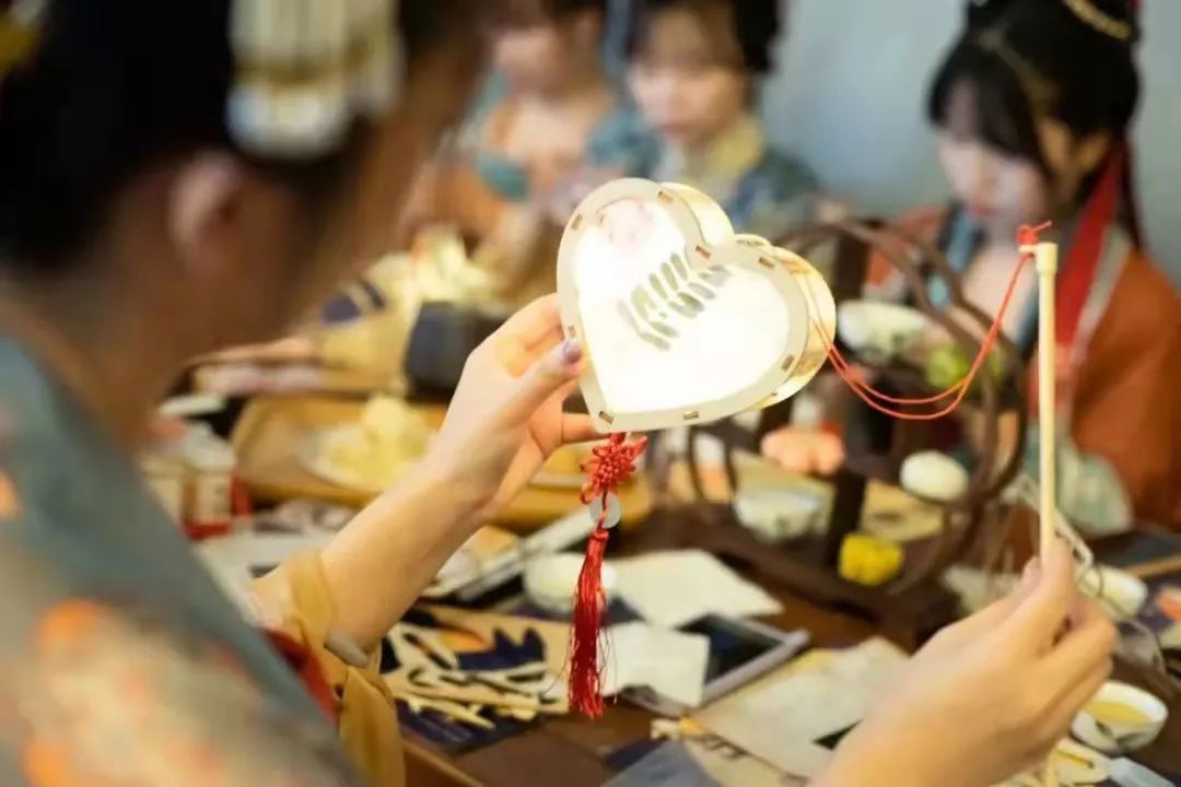 茶话弄西安总店在哪,茶话弄在西安有多少家门店