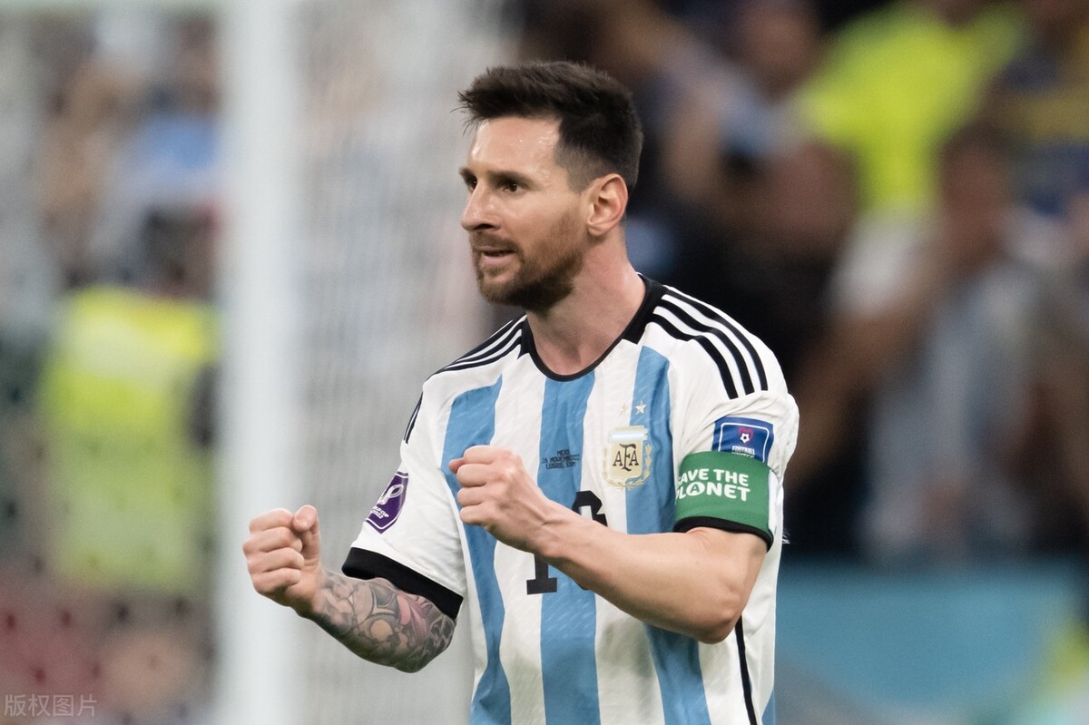 获得世界足球先生的中国人,梅西内马尔世界足球先生颁奖典礼