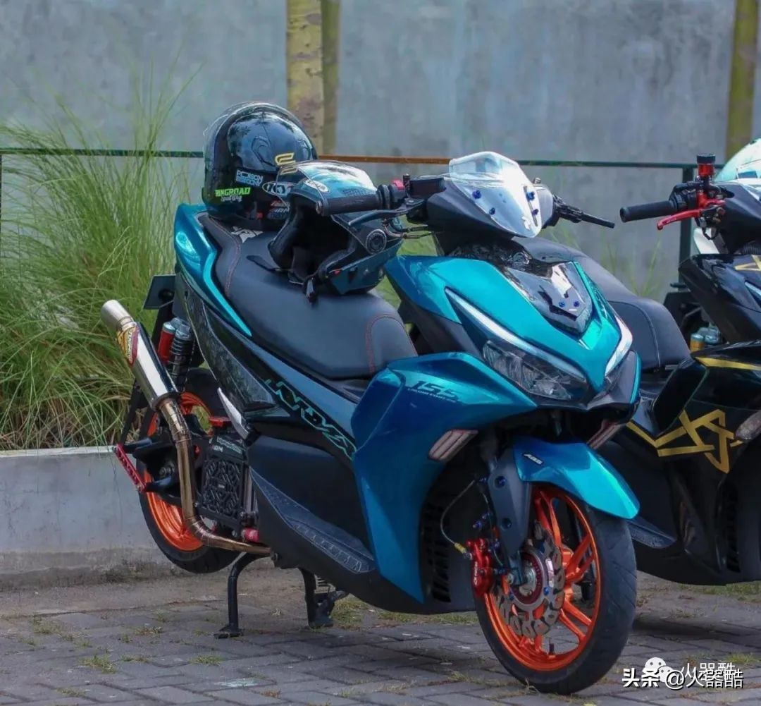 雅马哈nvx155帅气视频,aerox155与nvx155哪个好