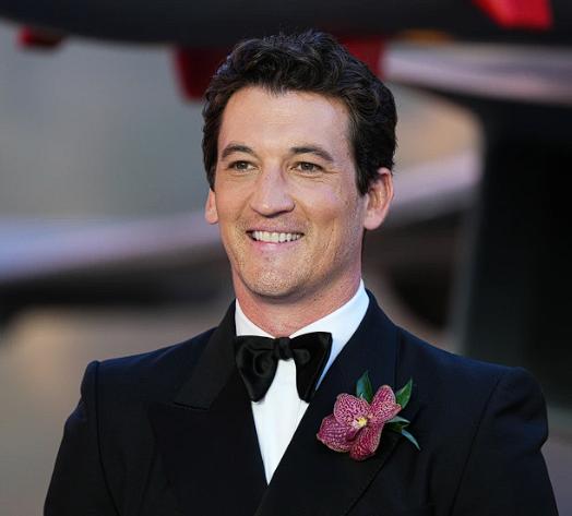 为什么明星脸上就没有胡子啊,为什么明星的脸上一点胡子也没有