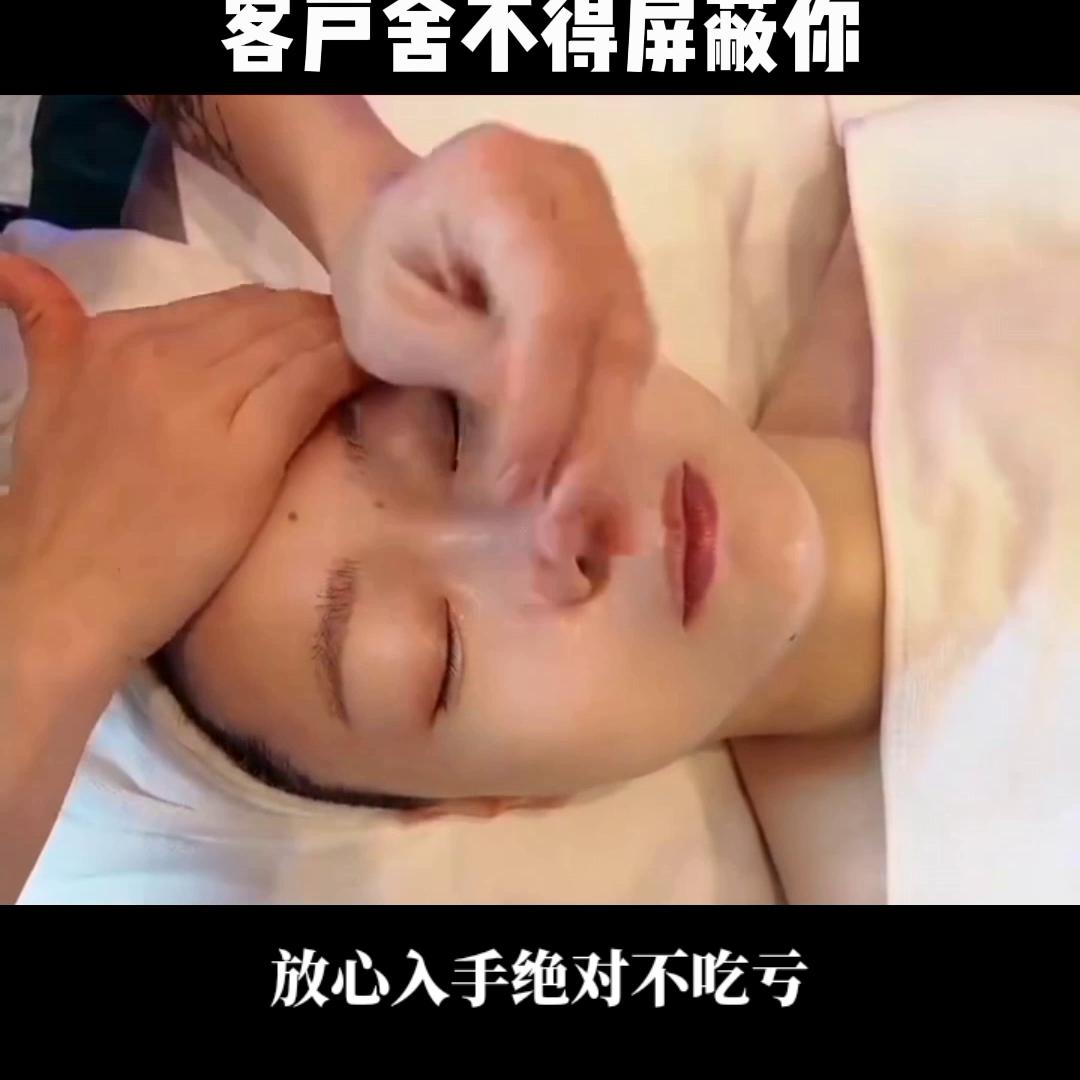 今天谈了客户如何发朋友圈文案 (适合针对客户发朋友圈的文案)