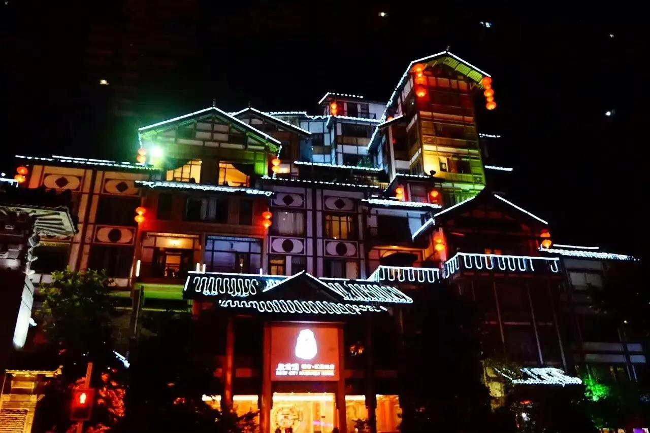 东北人在重庆受欢迎吗,成都和重庆旅游哪个更受欢迎