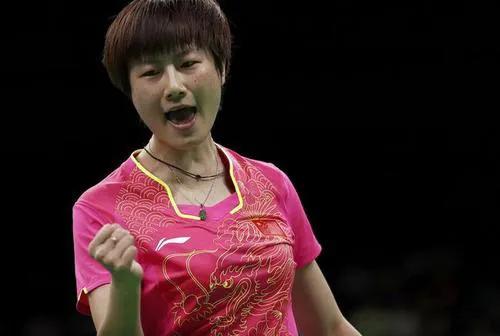 国乒女队王楠,王楠张怡宁女乒团体比赛视频