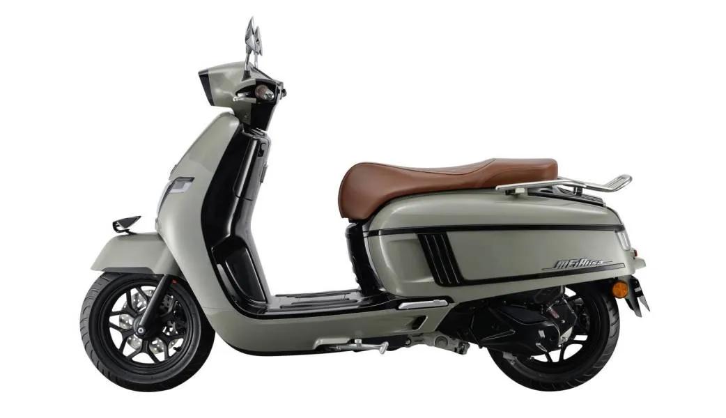 株洲南方雅马哈踏板,株洲南方150复古踏板车