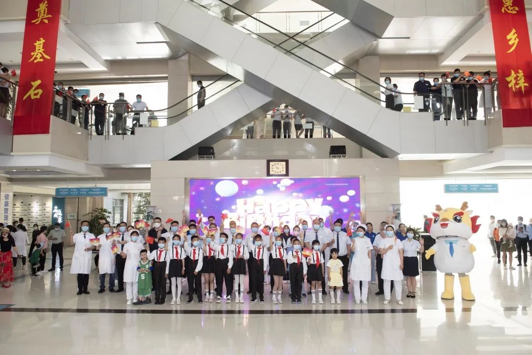 汉唐医疗集团成立暨高新医院建院十周年发展成果分享会隆重举行