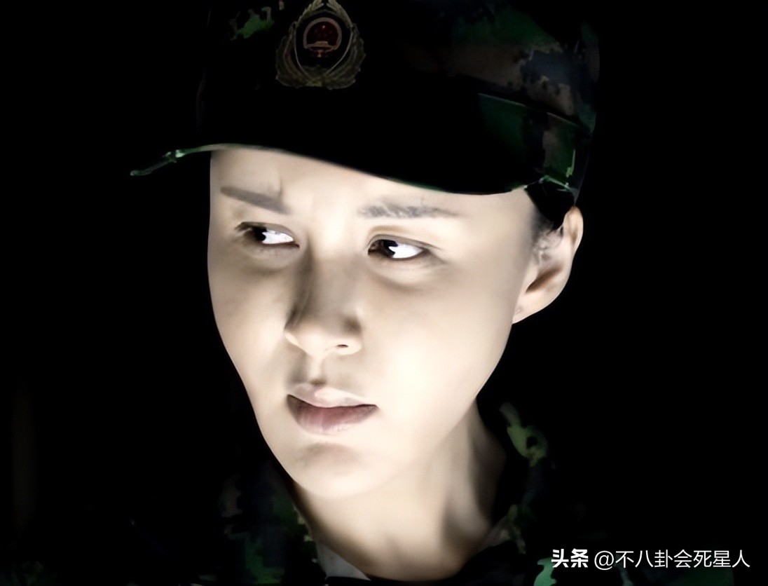 巫婆鼻整容对比,蛇精脸巫婆