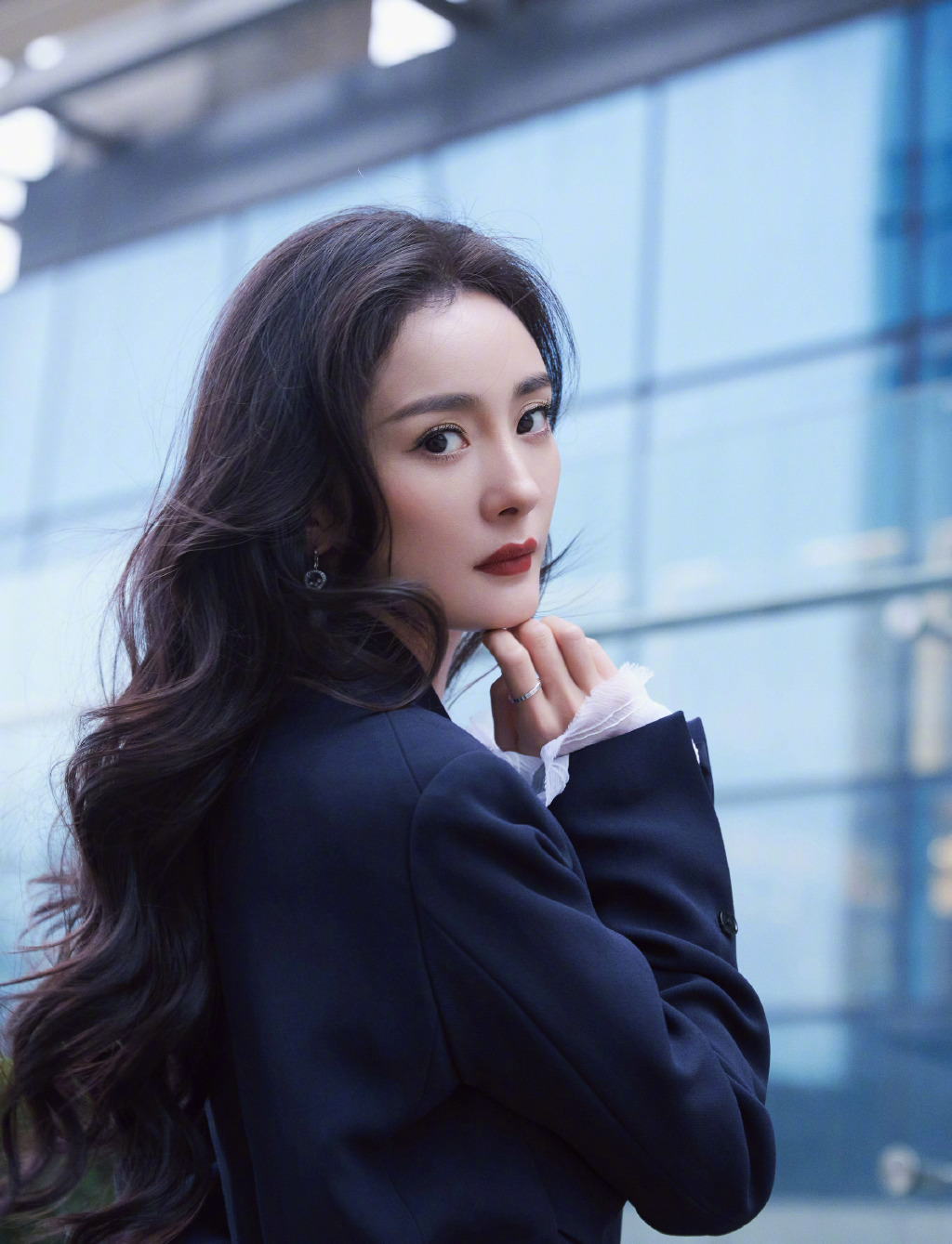 杨幂私下究竟可以有多拼,杨幂人品怎样