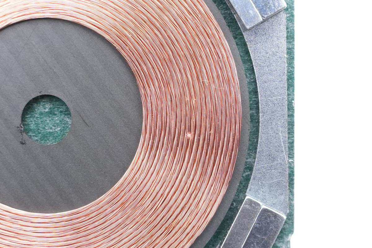 mophie磁吸充电宝拆解,希品快充专用充电宝