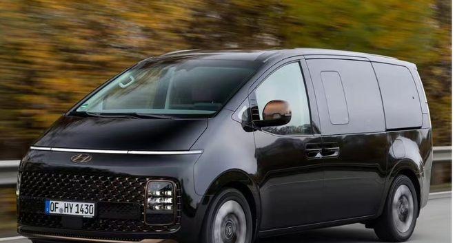 豪华MPV大战：四款霸气“*弹子**头”PK，看看谁能成为最强王者！