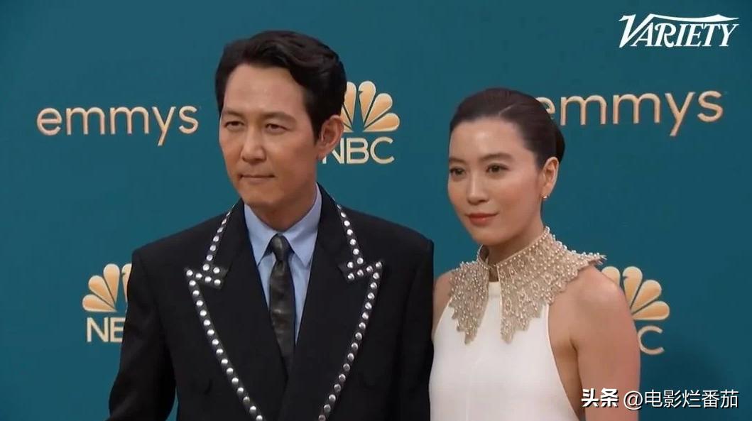 艾美奖红毯怪奇物语,艾美奖红毯走法