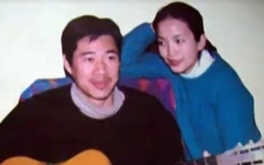 狗血扒扒吕丽萍三段坎坷婚姻,吕丽萍前夫的葬礼