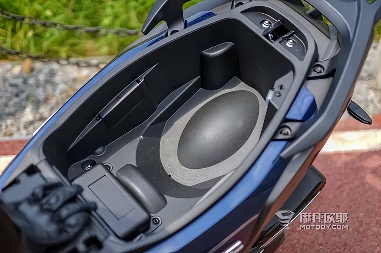 250cc踏板算不算大排量,哪款三万以内250cc踏板值得入手