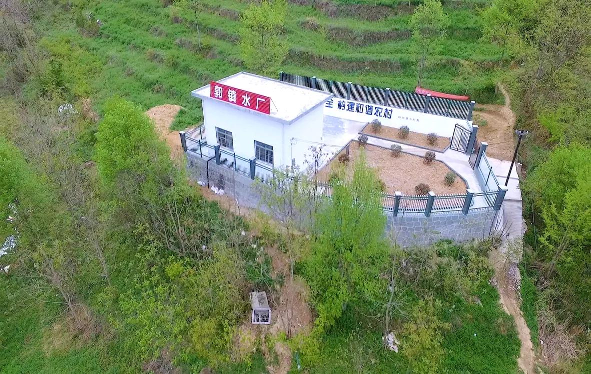 让老百姓吃上安全放心水,让群众喝放心水