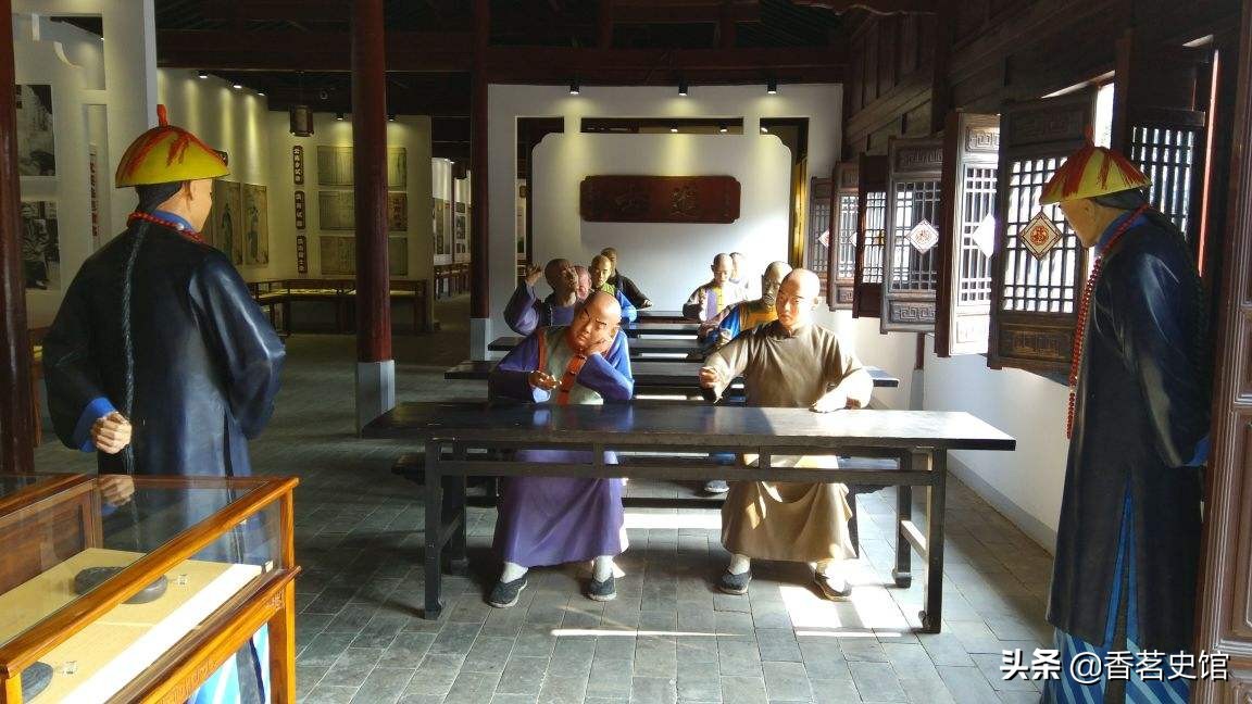 明清时期科举秀才考试一年几次,县试府试乡试会试殿试