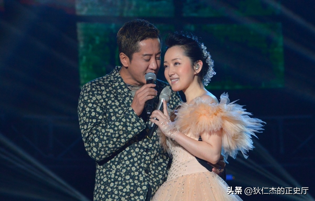 男友赖文峰出狱后娶妻生子，而杨钰莹至今单身，她在追求什么