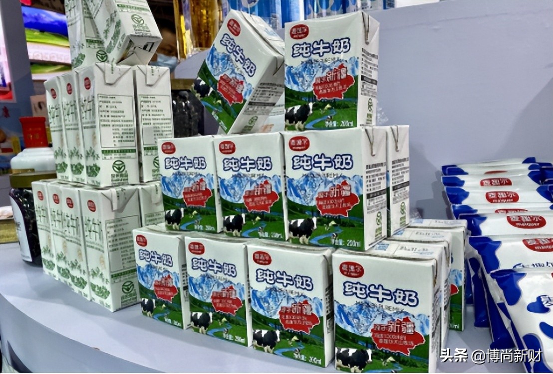 网红好喝的牛奶“翻车”，*疆新**麦趣尔牛奶疑被检出低毒类添加剂