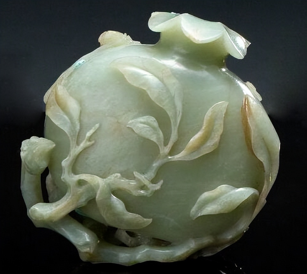 来自塔里木《塔河文苑》：睡着的胡杨