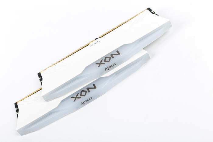 微星z690刀锋可以用1070ti吗,微星z690刀锋钛对比吹雪