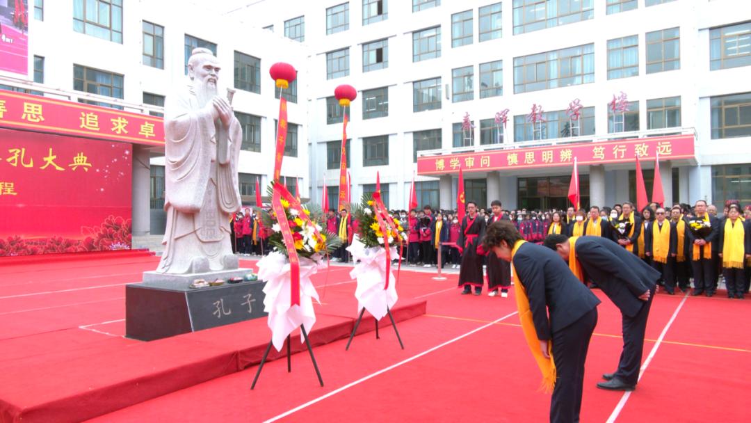 闈栬繙浜屼腑娓呮槑绁瓟浠紡,闈栬繙浜屼腑涓捐鐢茶景娓呮槑绁瓟澶у吀