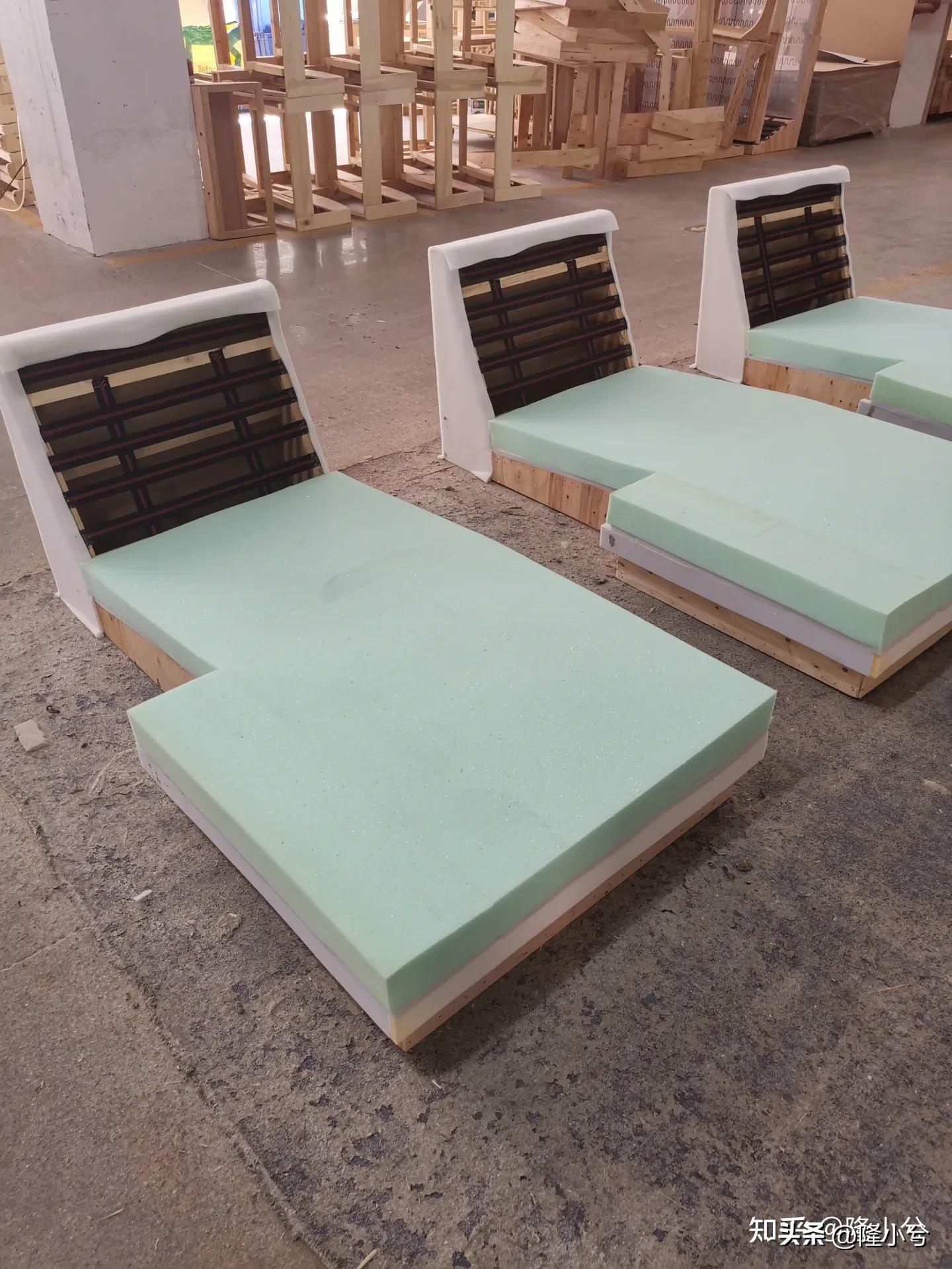 单人沙发舒适度推荐,适合人体舒适度的沙发