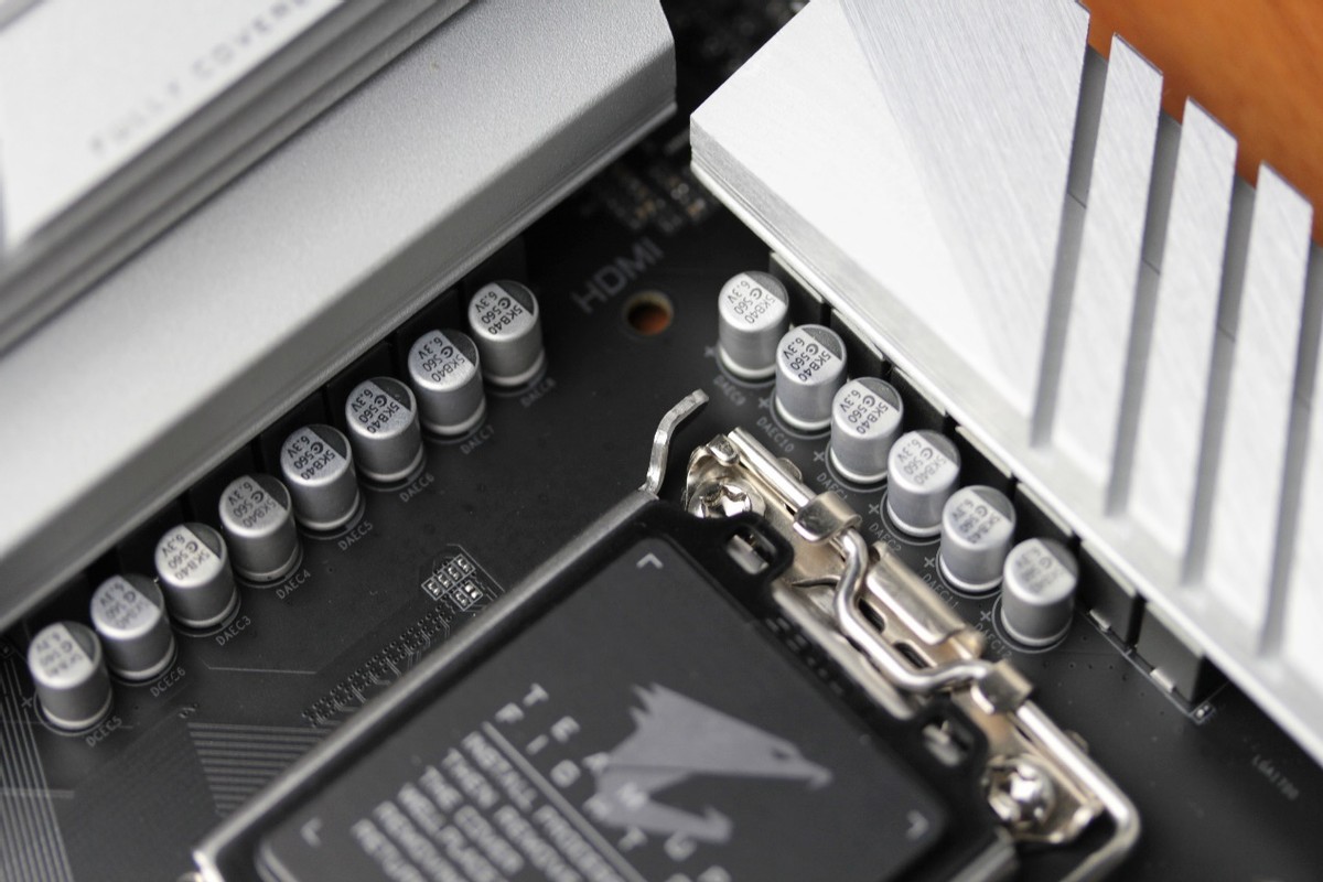 海康固态硬盘c4000啥颗粒,海康存储c40002tbssd固态硬盘