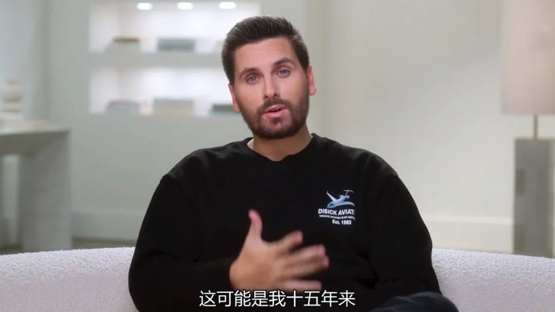 在她面前不值一提,在她面前任何东西都一文不值