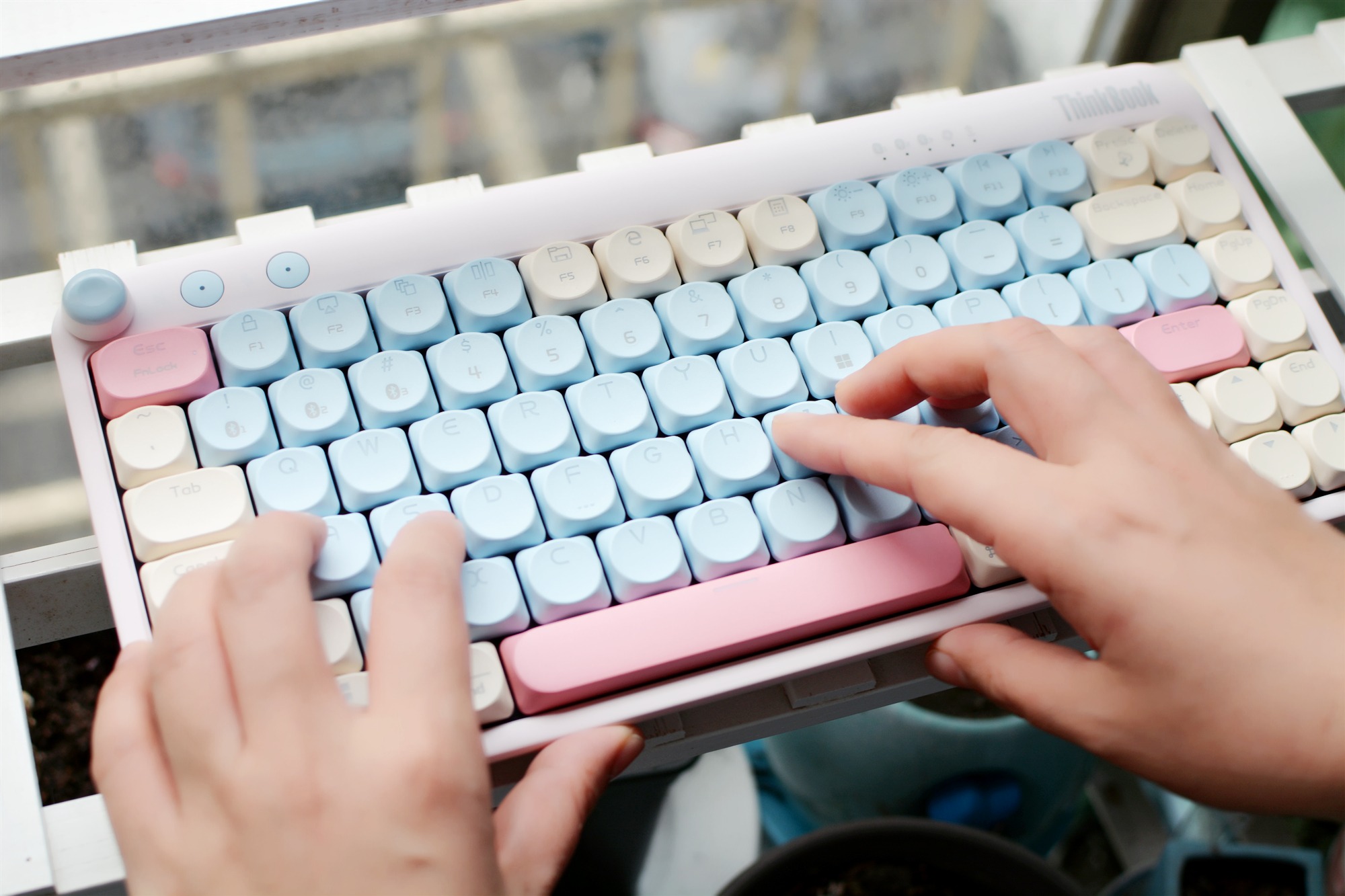 给我满满工作元气，联想小Ｔ键盘施展魔法来助力