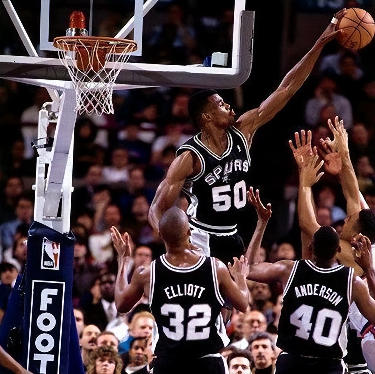 巅峰奥尼尔场均数据,nba2k24奥尼尔61分