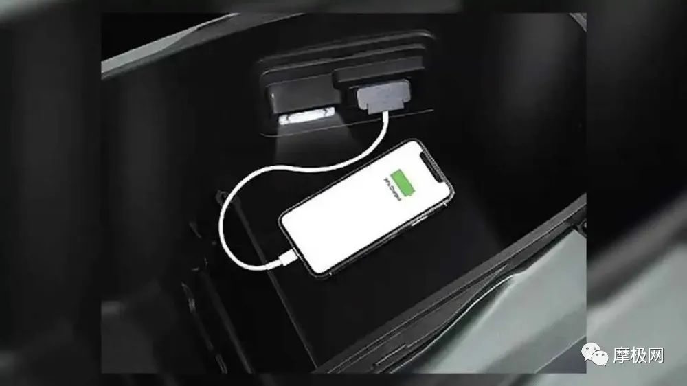 本田airblade1602019款,本田airblade125