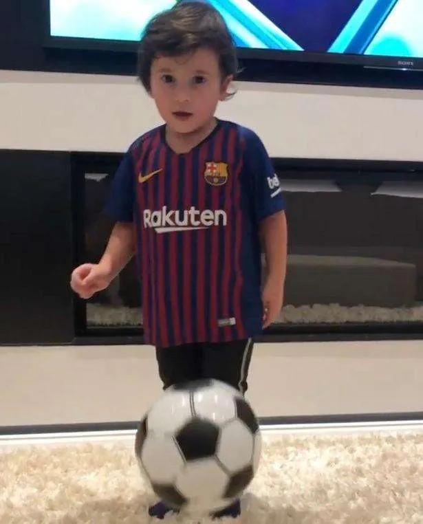 王”与“王的女人”——梅西与安东内拉爱情年谱