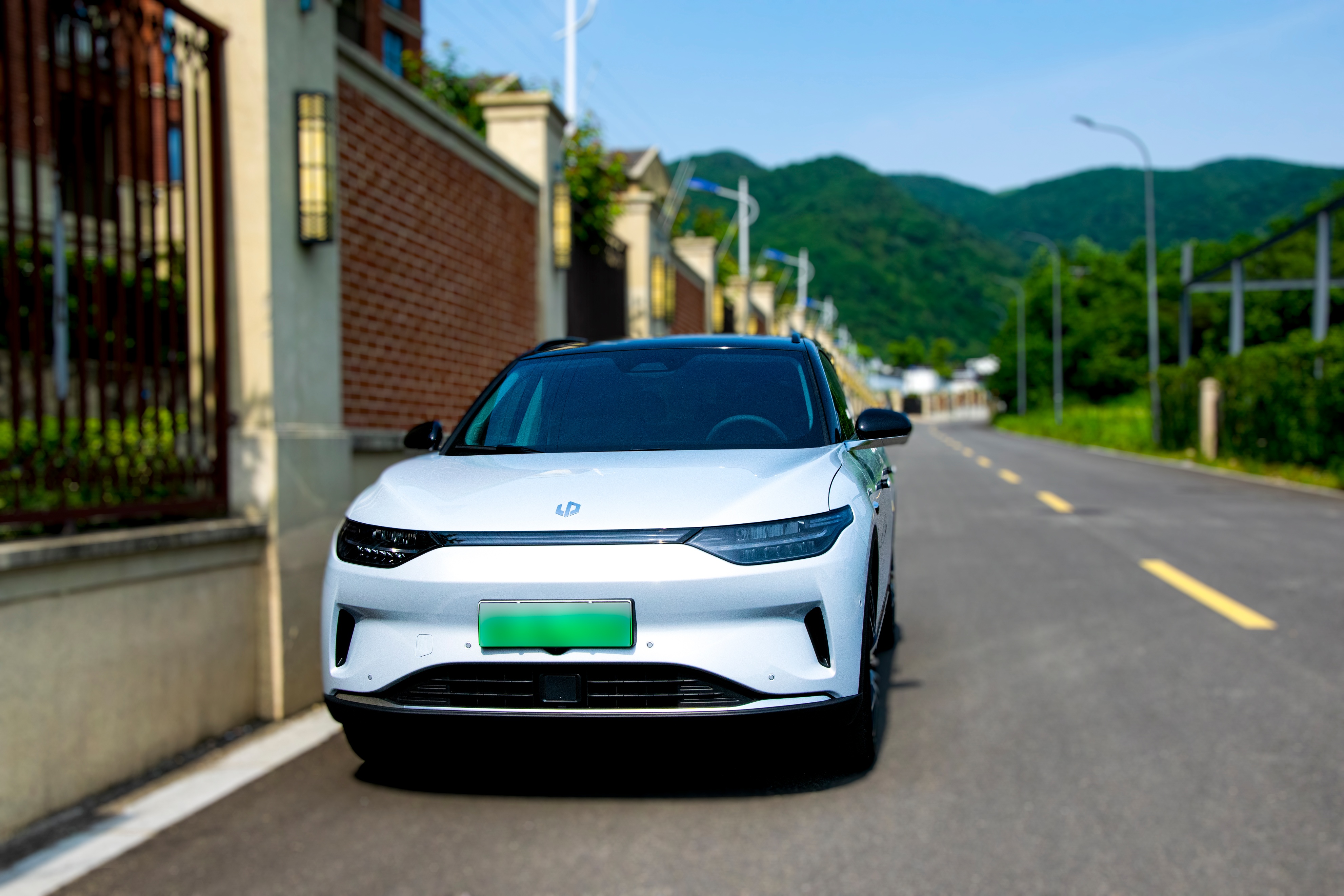 零跑c11增程这车值得买吗,为什么大家都选零跑全新c11