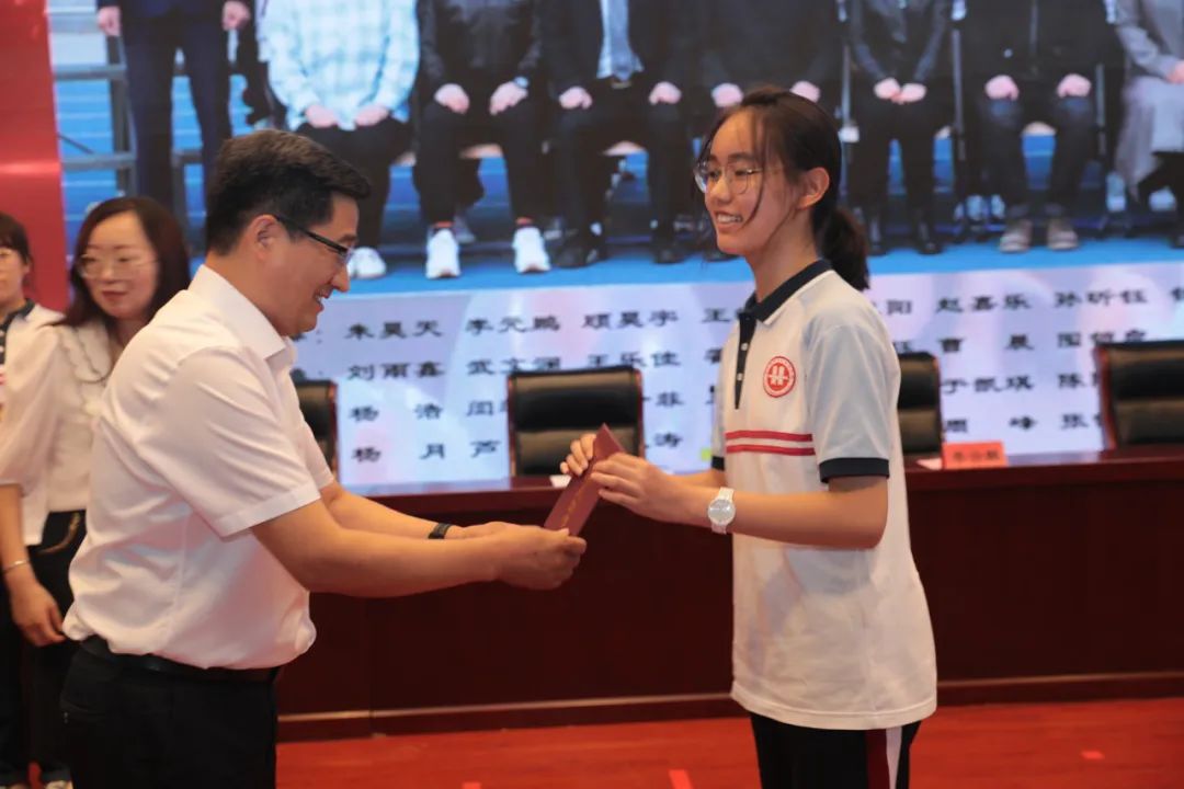 浓情别运河载梦向未来