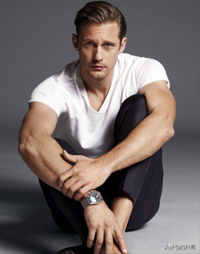 亚历山大斯嘉斯卡德肌肉,亚历山大斯嘉斯卡德大小谎言