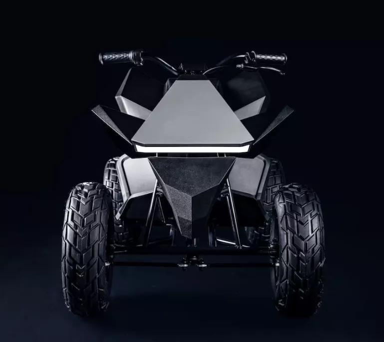 特斯拉儿童版越野车亮相！仅售1900美元，8岁能开，支持自己组装